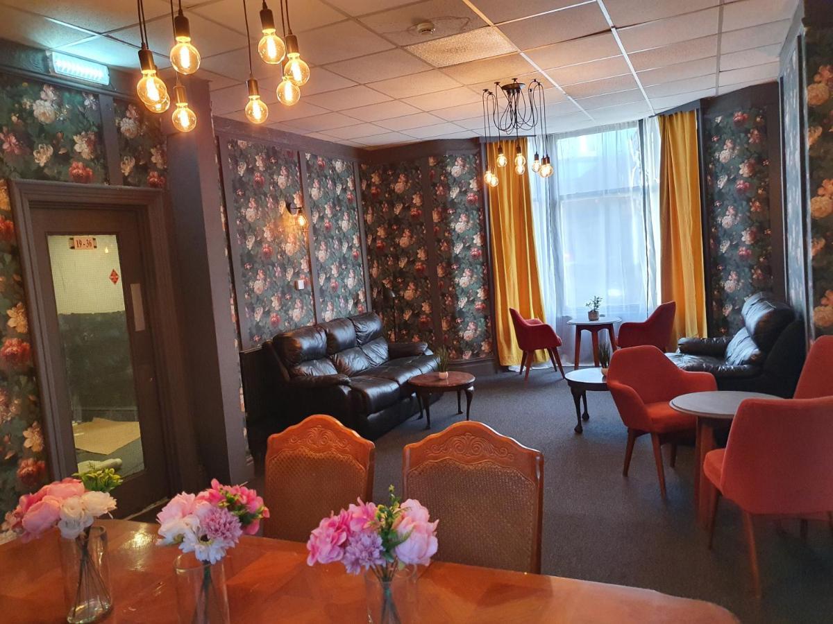 Balkan Hotel Blackpool Exterior foto